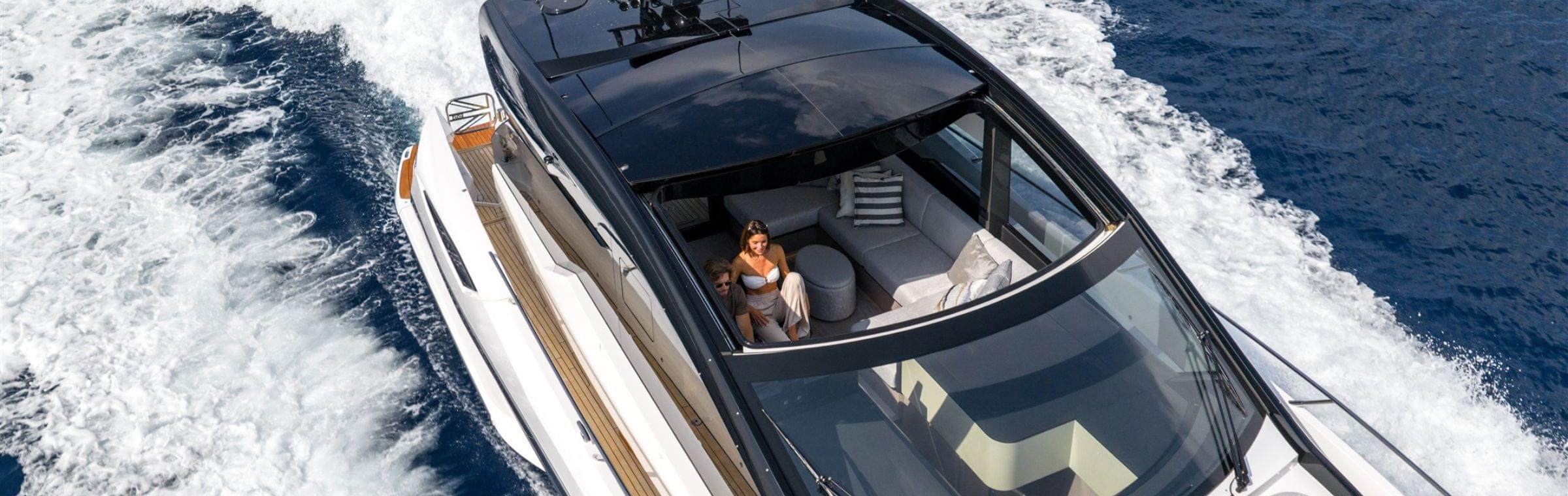 Sunseeker Predator 55 sun roof open