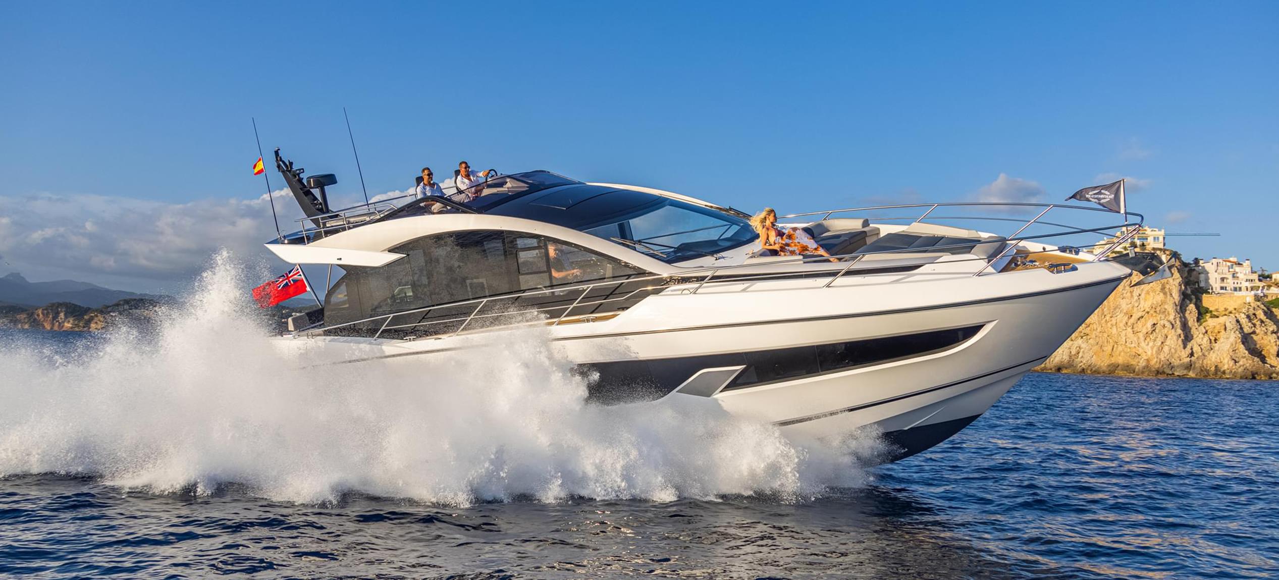 Sunseeker 65 Sport Yacht Sunseeker 65 Sport Yacht