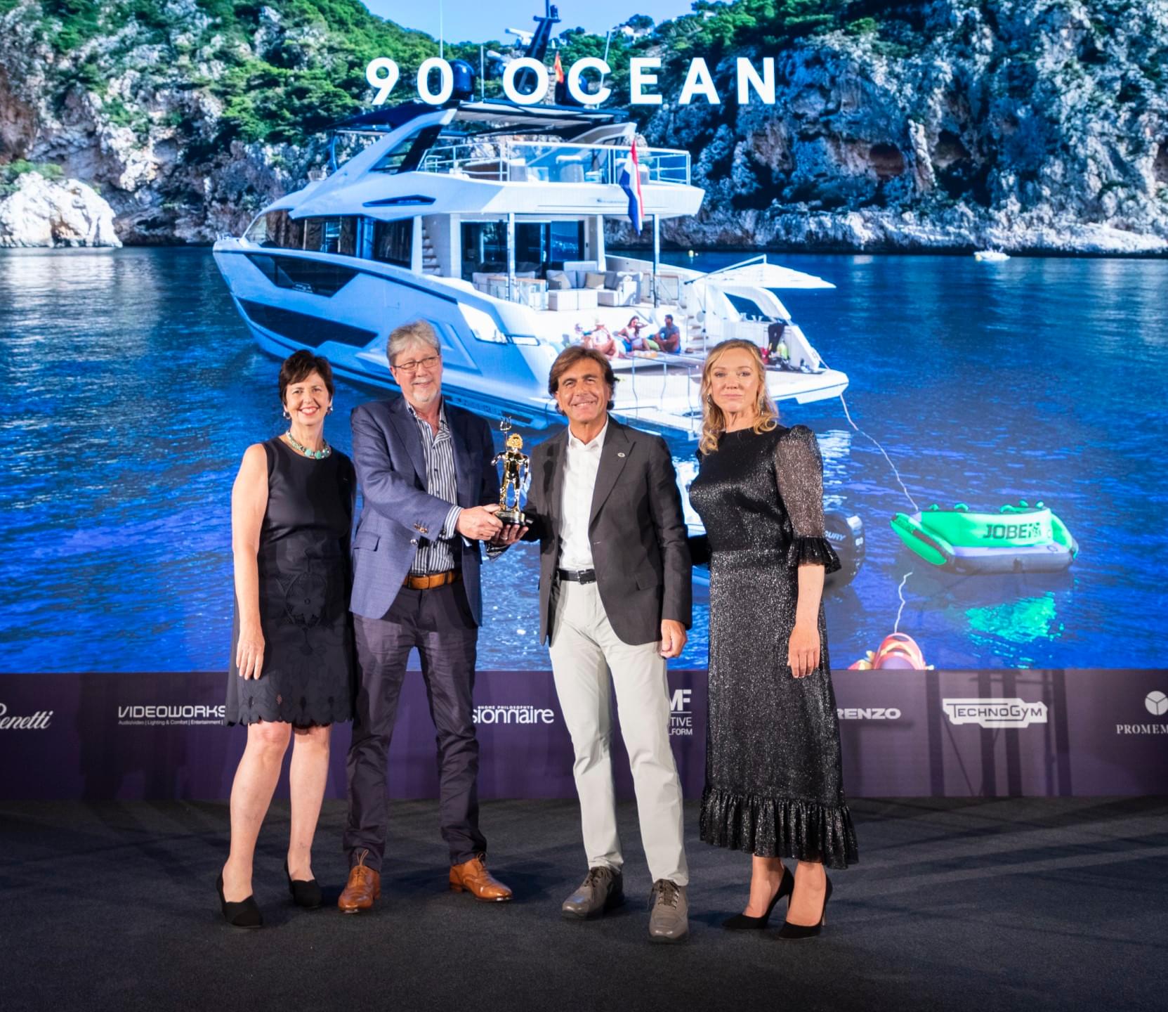 Sunseeker wins Boat International Design & Innovation Award 2022 for X-TEND system Sunseeker wins Boat International Design & Innovation Award 2022 for X-TEND system