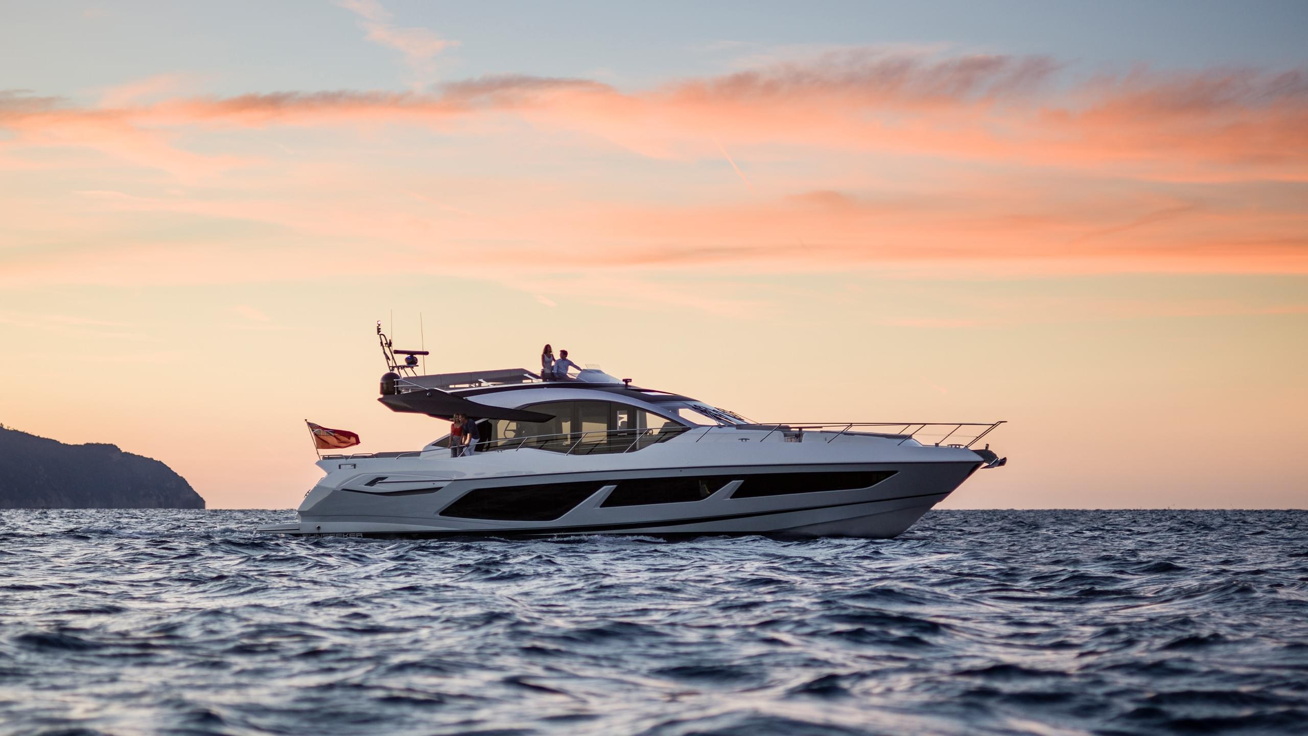 Sunseeker 74 Sport Yacht